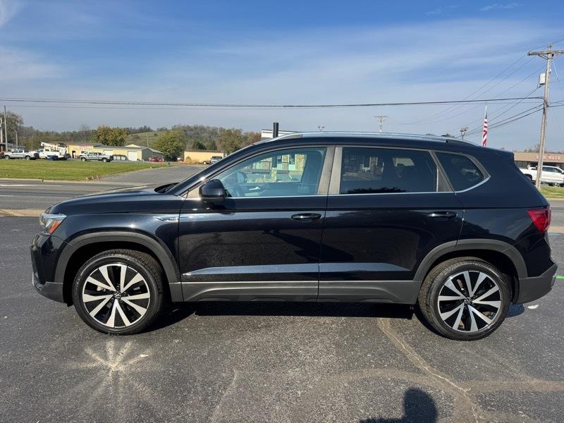 Volkswagen Taos SE 2022