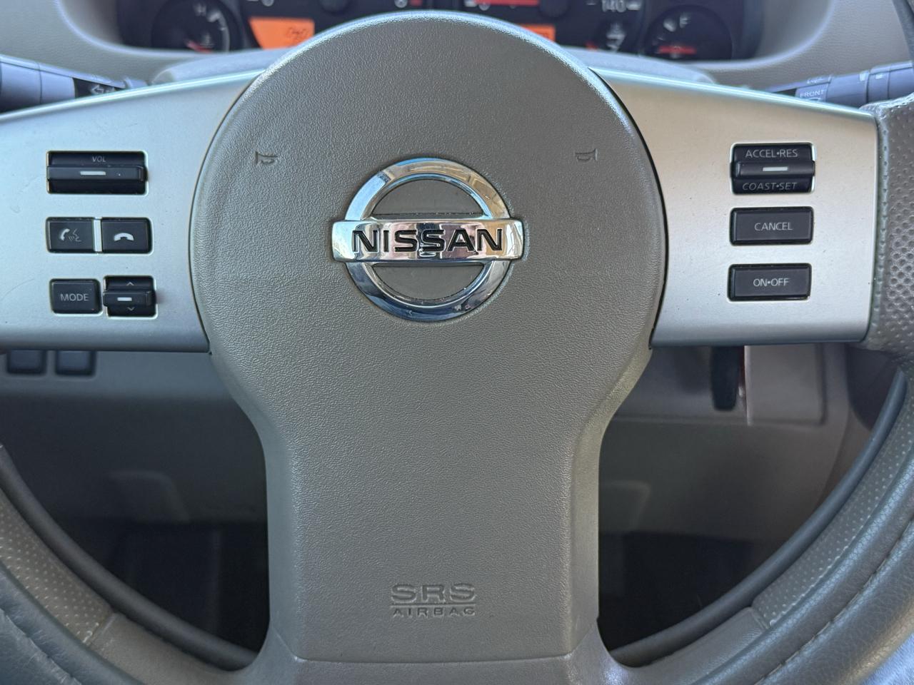 Nissan Frontier 4WD Crew Cab SWB Auto SV 2013