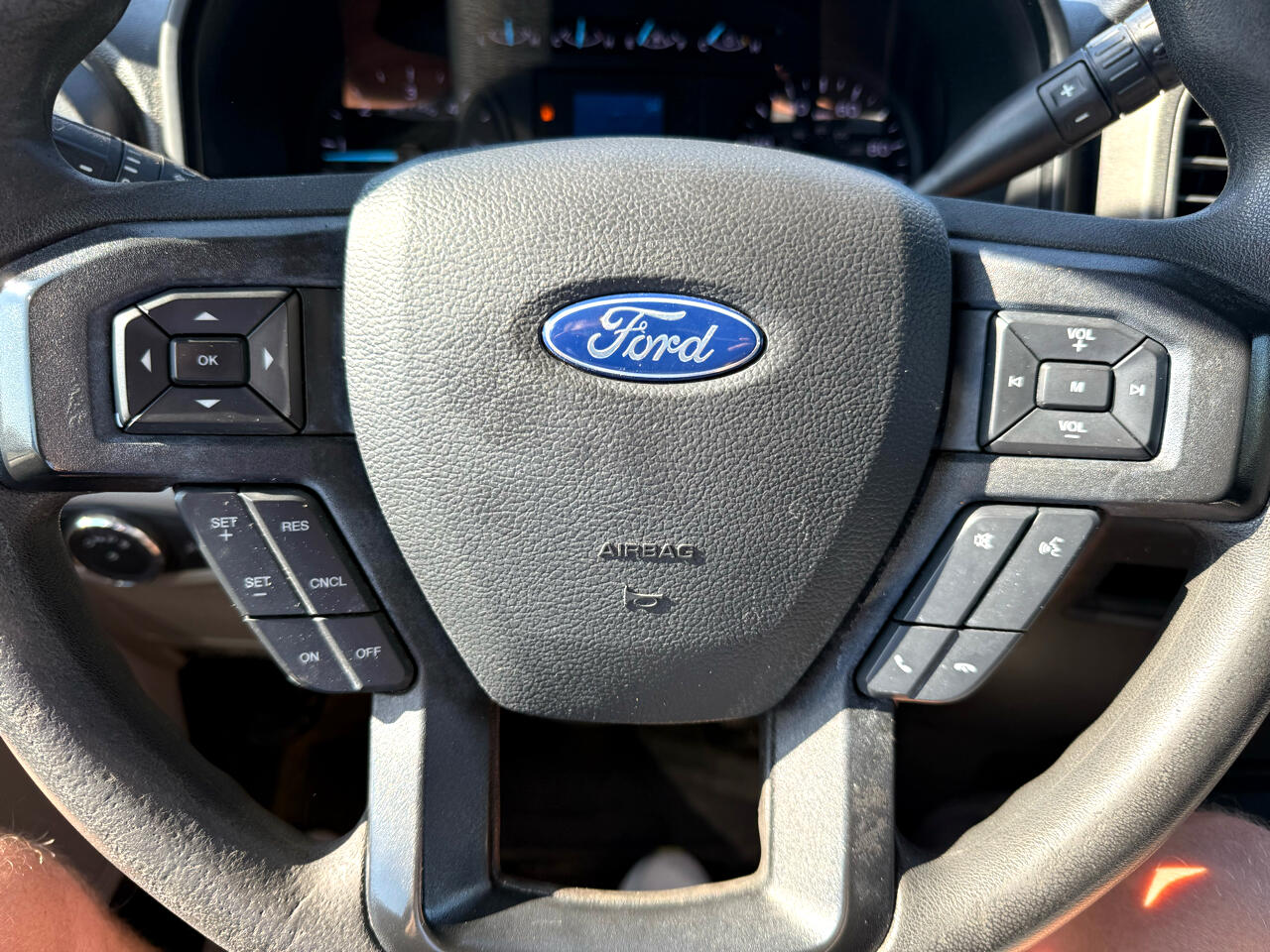 Ford F-450 Super Duty Chassis  2019 Ford F-450 Super Duty Chassis  2019