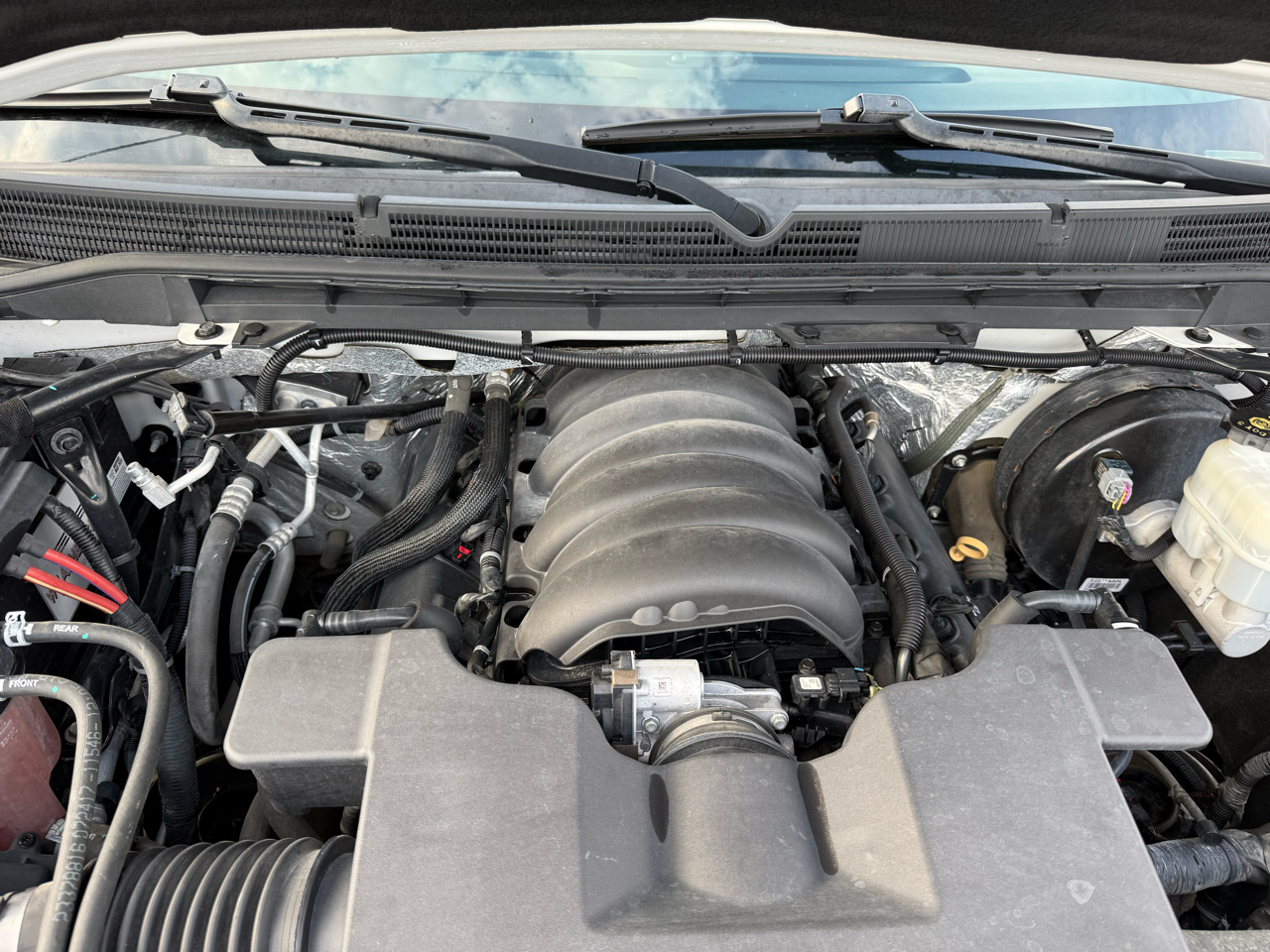 GMC Sierra 1500 4WD Crew Cab 143.5" SLT 2018 GMC Sierra 1500 4WD Crew Cab 143.5" SLT 2018