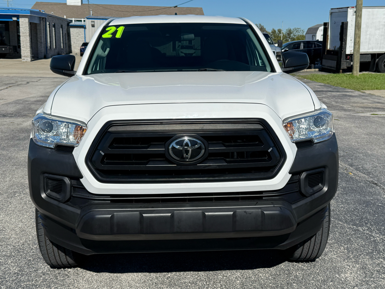 Toyota Tacoma 2WD SR5 Access Cab 6' Bed I4 AT (Natl) 2021 Toyota Tacoma 2WD SR5 Access Cab 6' Bed I4 AT (Natl) 2021