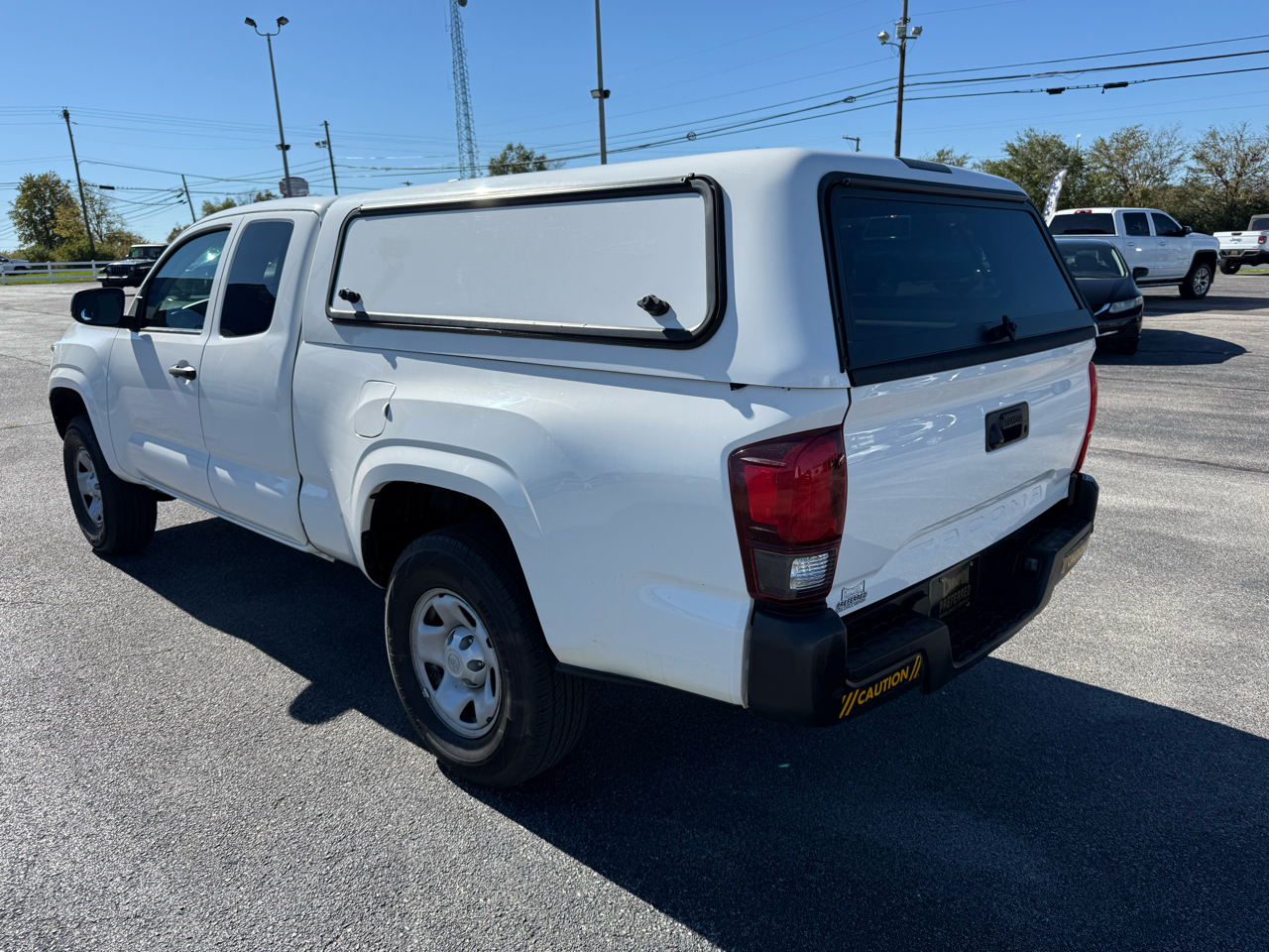 Toyota Tacoma 2WD SR5 Access Cab 6' Bed I4 AT (Natl) 2021 Toyota Tacoma 2WD SR5 Access Cab 6' Bed I4 AT (Natl) 2021