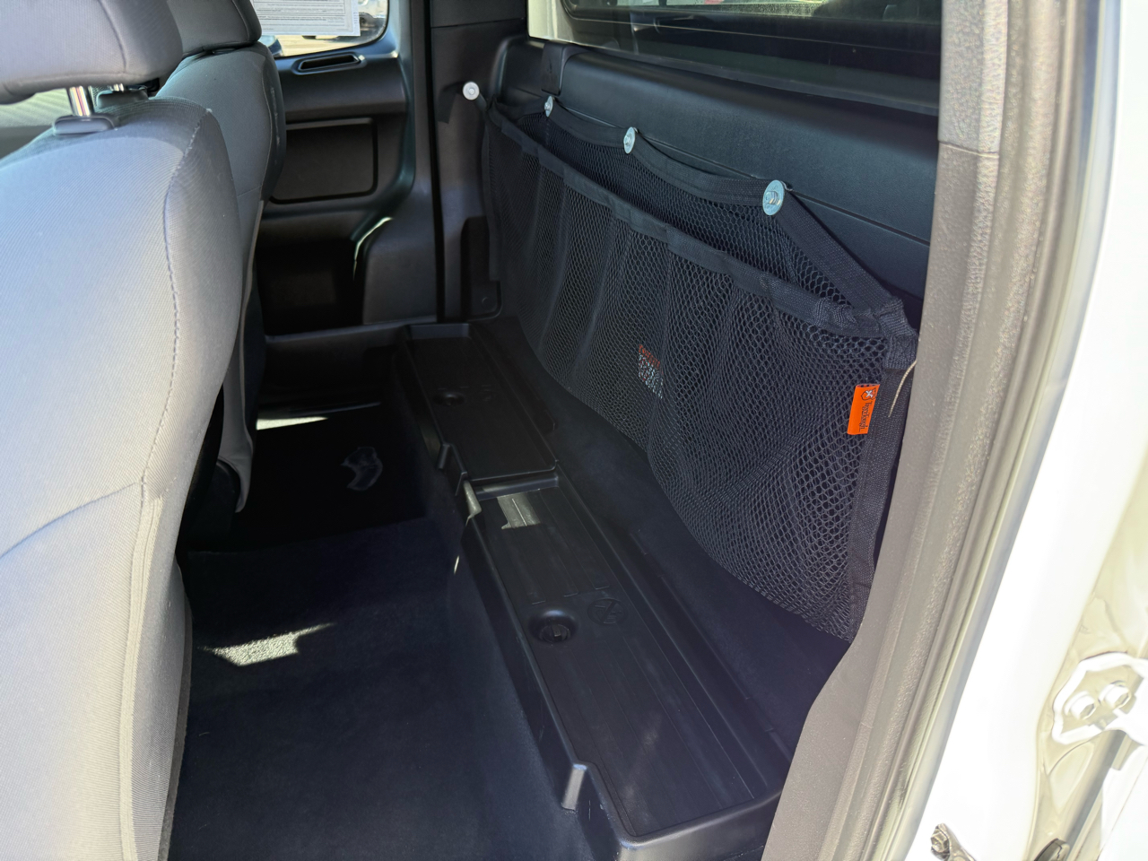 Toyota Tacoma 2WD SR5 Access Cab 6' Bed I4 AT (Natl) 2021 Toyota Tacoma 2WD SR5 Access Cab 6' Bed I4 AT (Natl) 2021