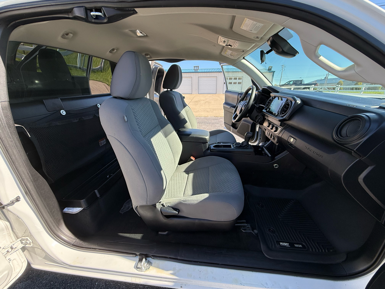 Toyota Tacoma 2WD SR5 Access Cab 6' Bed I4 AT (Natl) 2021 Toyota Tacoma 2WD SR5 Access Cab 6' Bed I4 AT (Natl) 2021