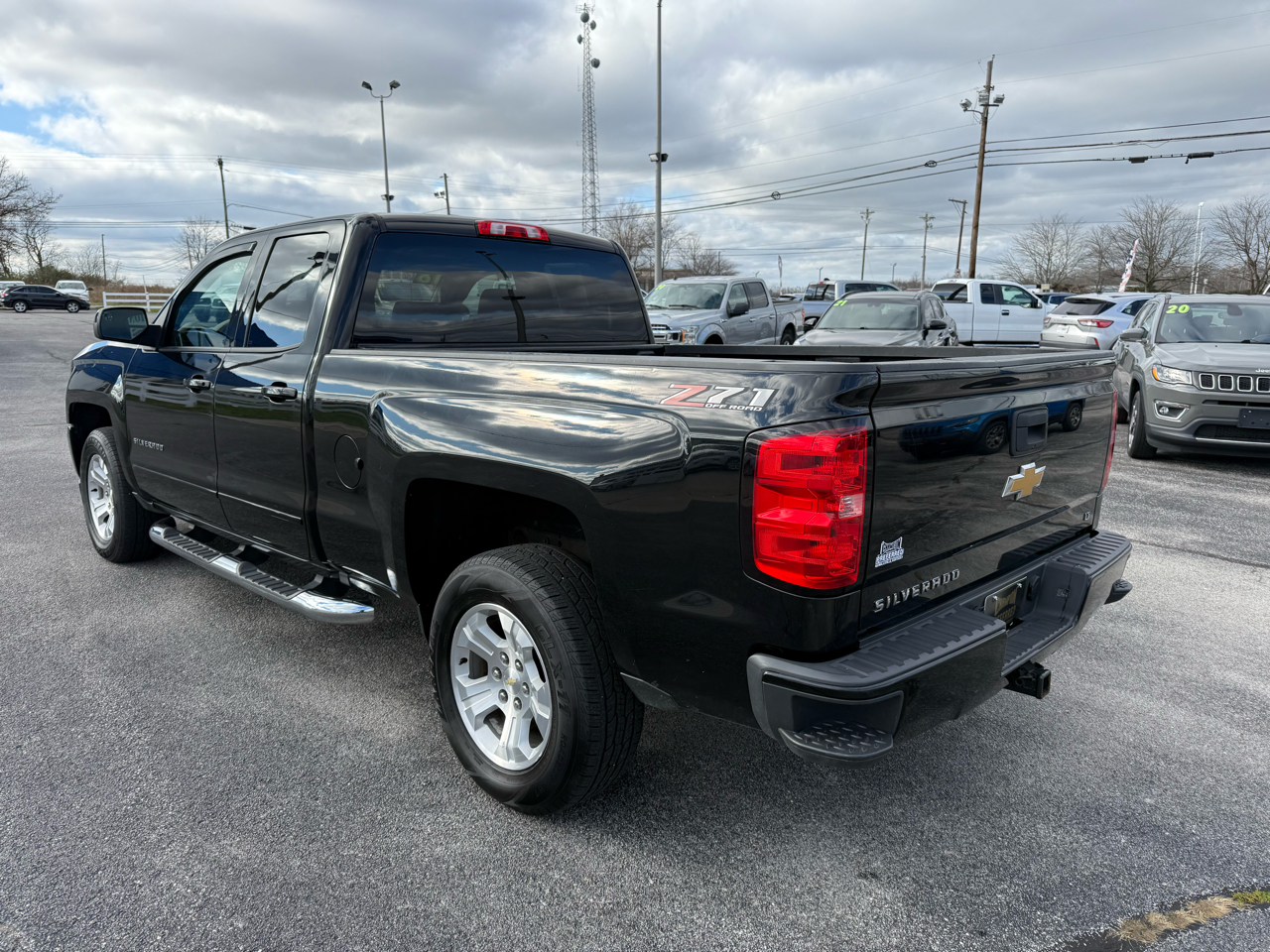 Chevrolet Silverado 1500 4WD Double Cab 143.5" LT w/2LT 2018