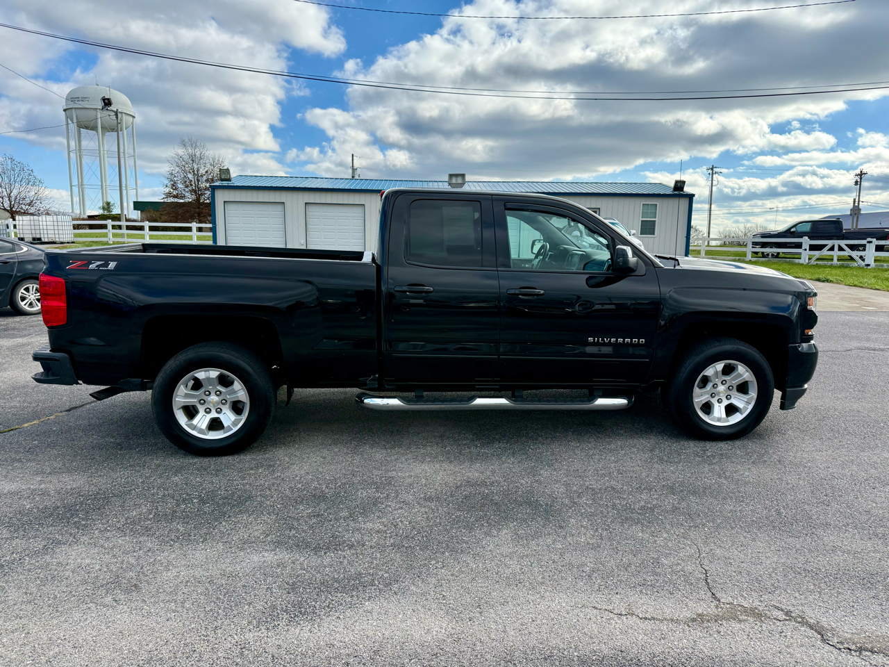 Chevrolet Silverado 1500 4WD Double Cab 143.5" LT w/2LT 2018