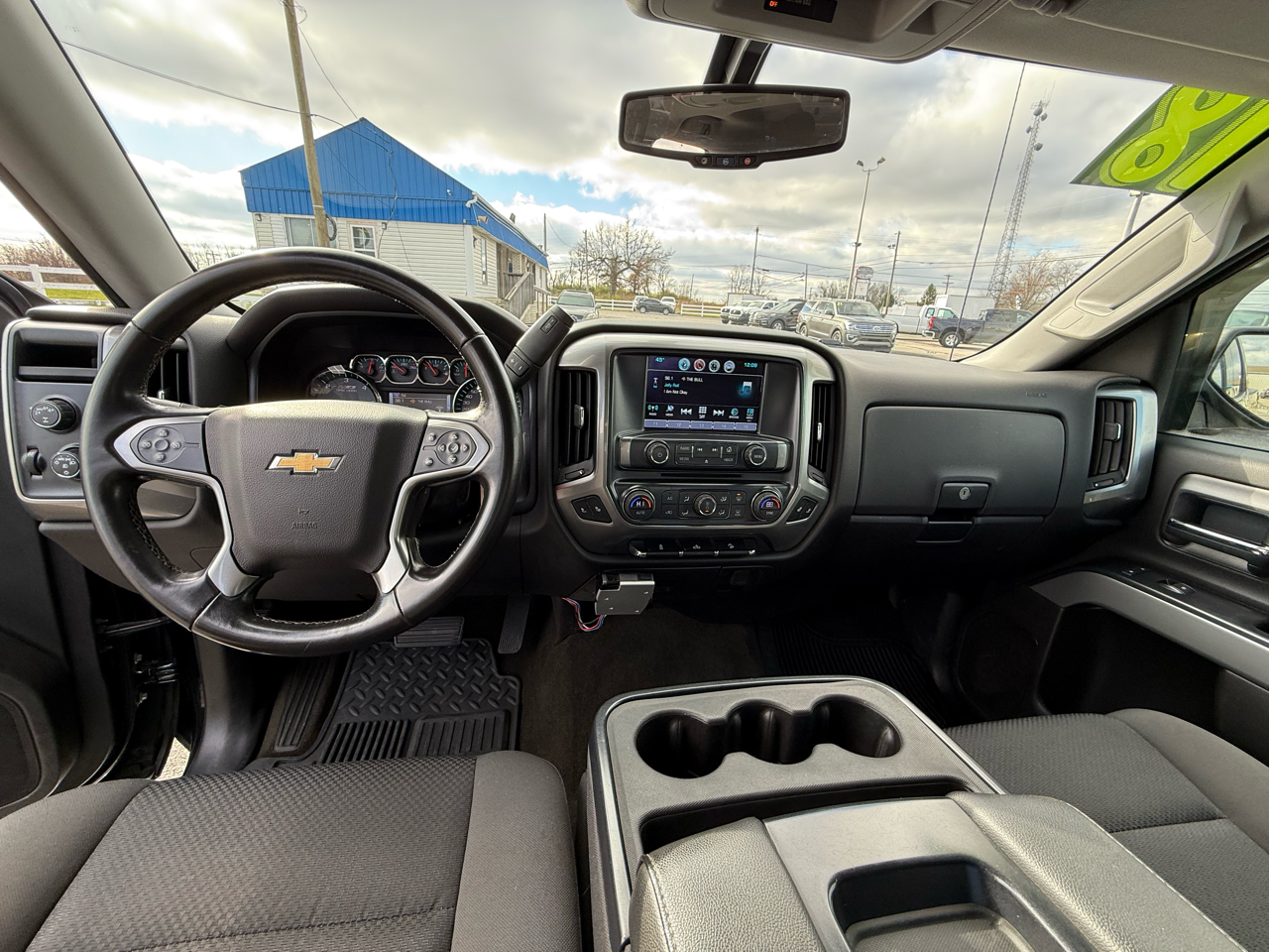 Chevrolet Silverado 1500 4WD Double Cab 143.5" LT w/2LT 2018