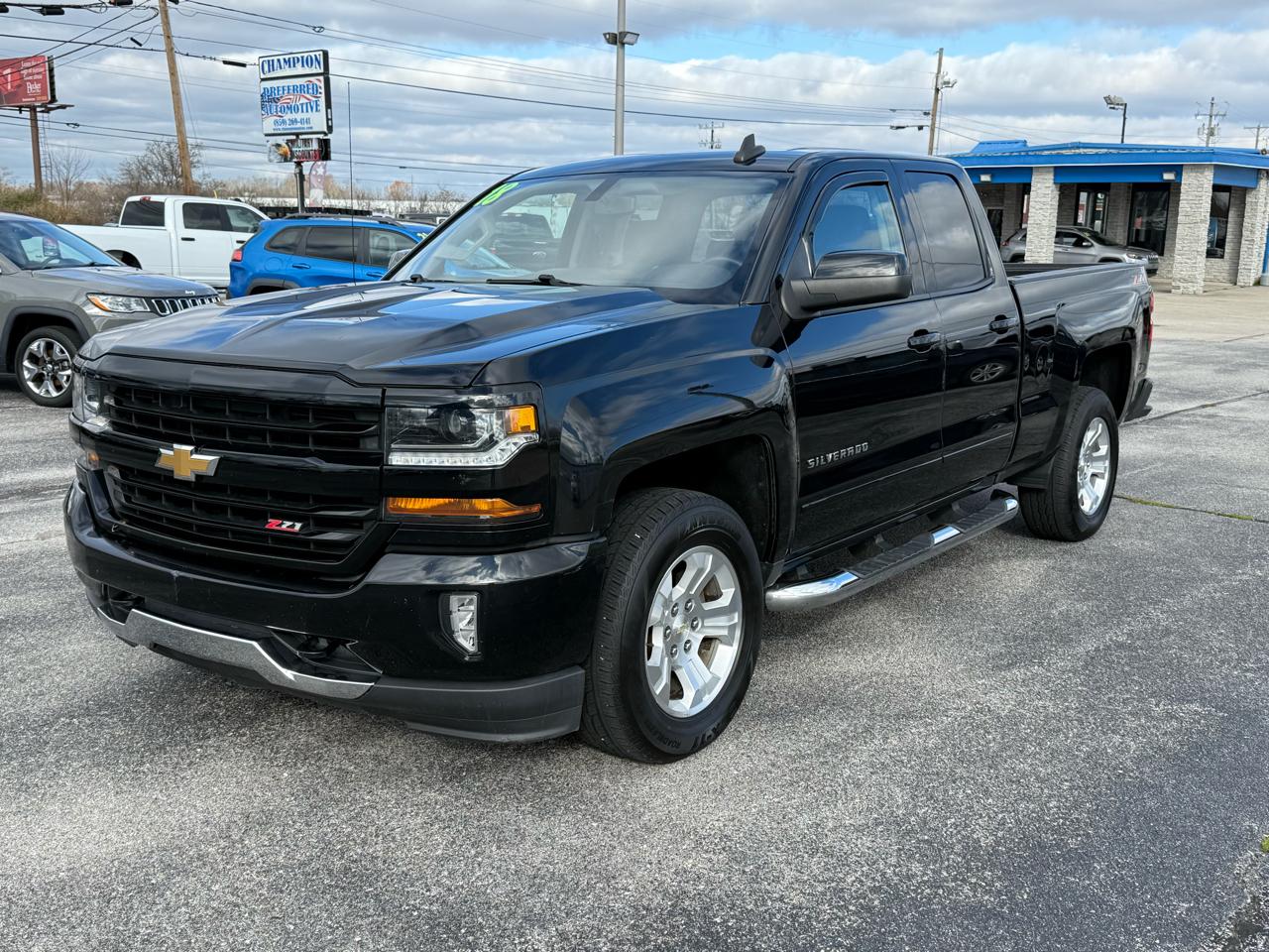 Chevrolet Silverado 1500 4WD Double Cab 143.5" LT w/2LT 2018