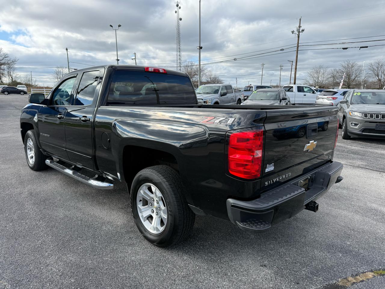 Chevrolet Silverado 1500 4WD Double Cab 143.5" LT w/2LT 2018