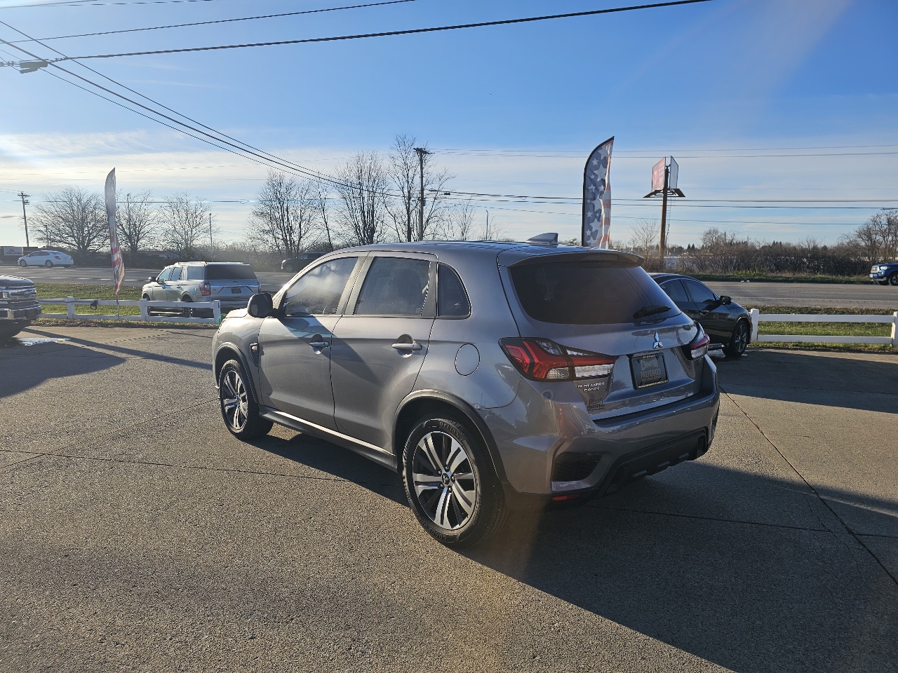 Mitsubishi Outlander Sport ES 2.0 CVT 2021
