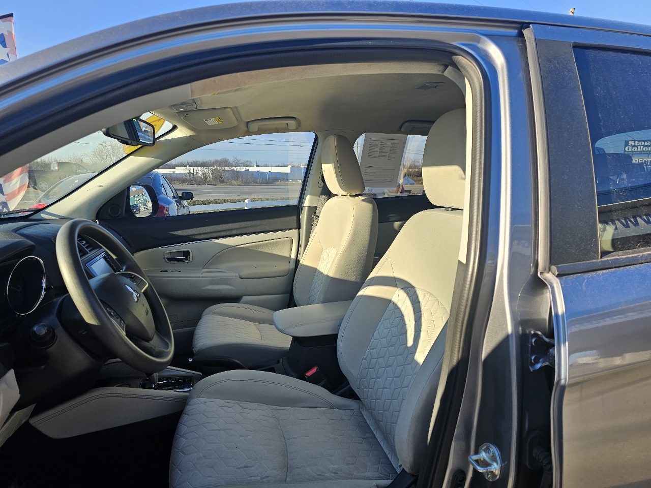 Mitsubishi Outlander Sport ES 2.0 CVT 2021