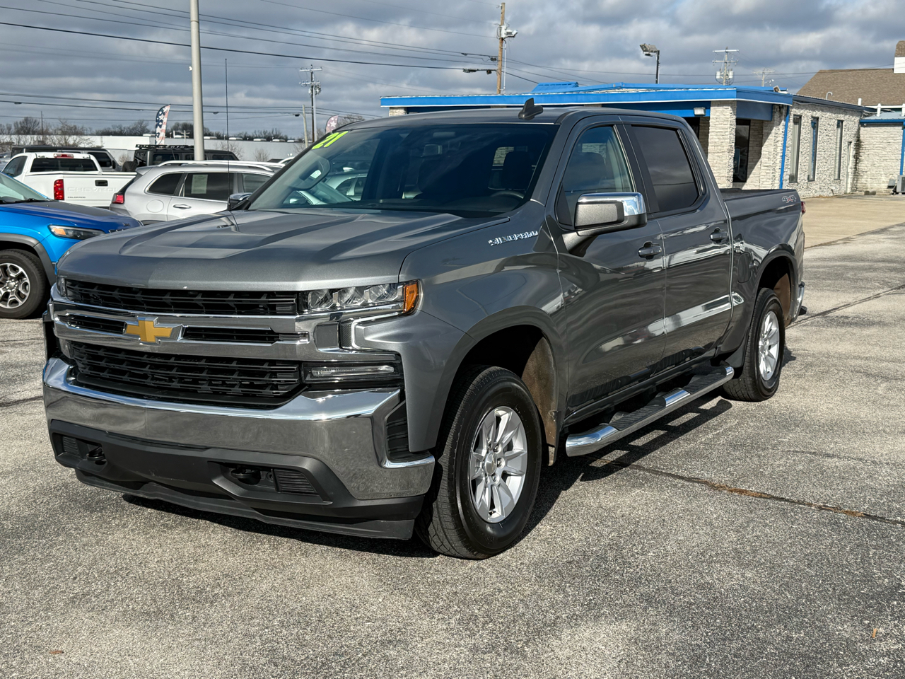 Chevrolet Silverado 1500 4WD Crew Cab 147" LT w/1LT 2021
