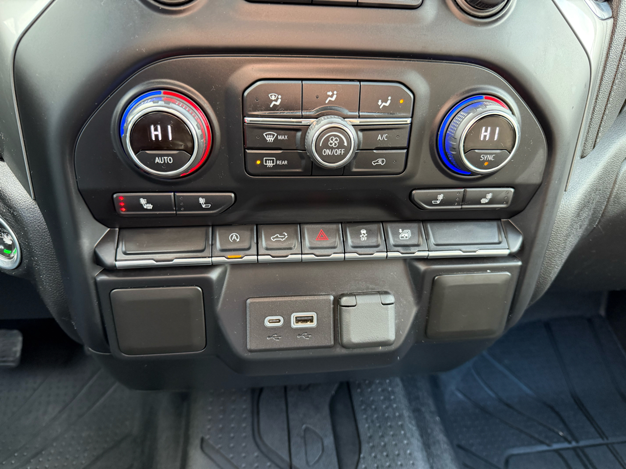 Chevrolet Silverado 1500 4WD Crew Cab 147" LT w/1LT 2021