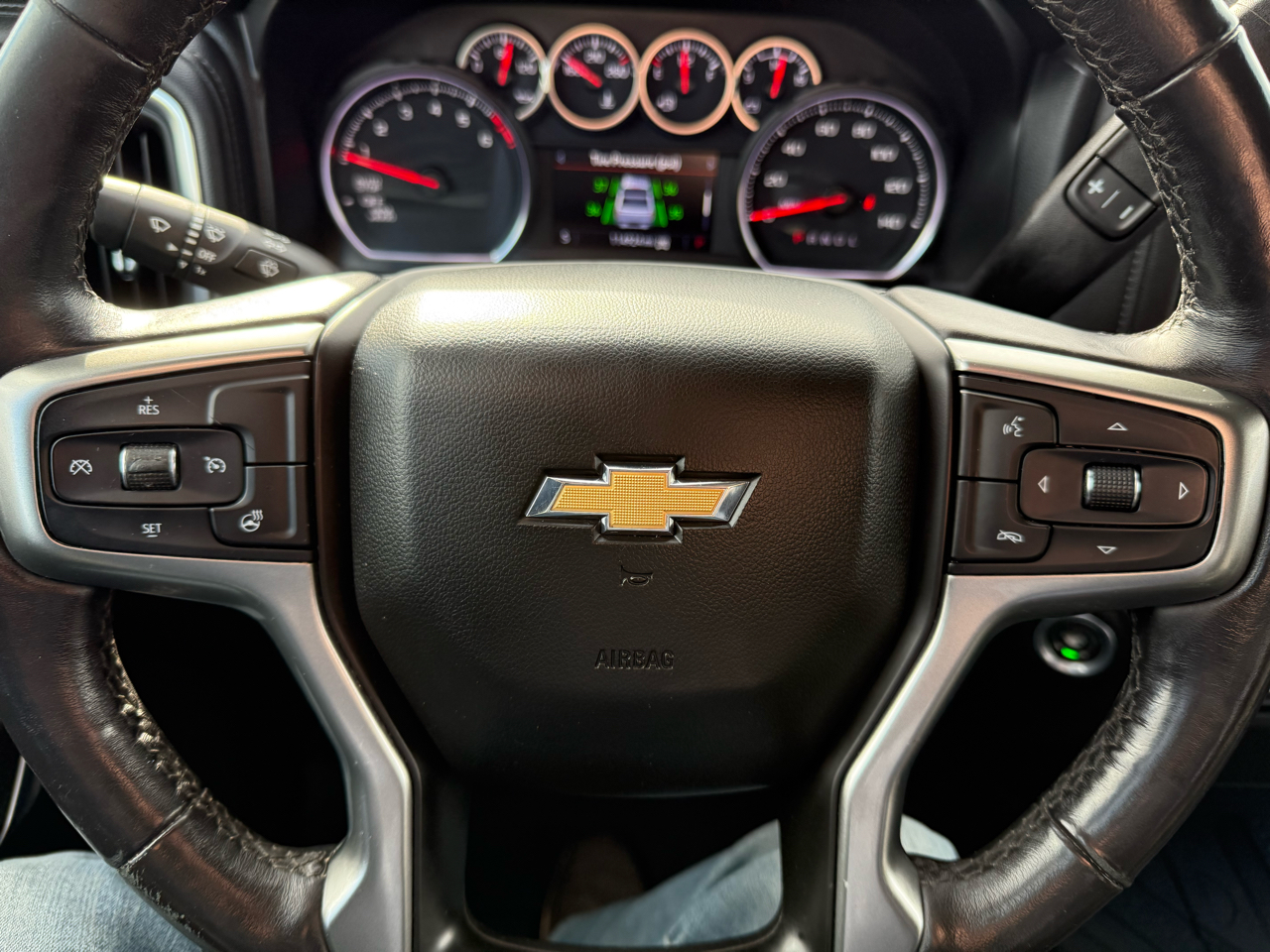 Chevrolet Silverado 1500 4WD Crew Cab 147" LT w/1LT 2021