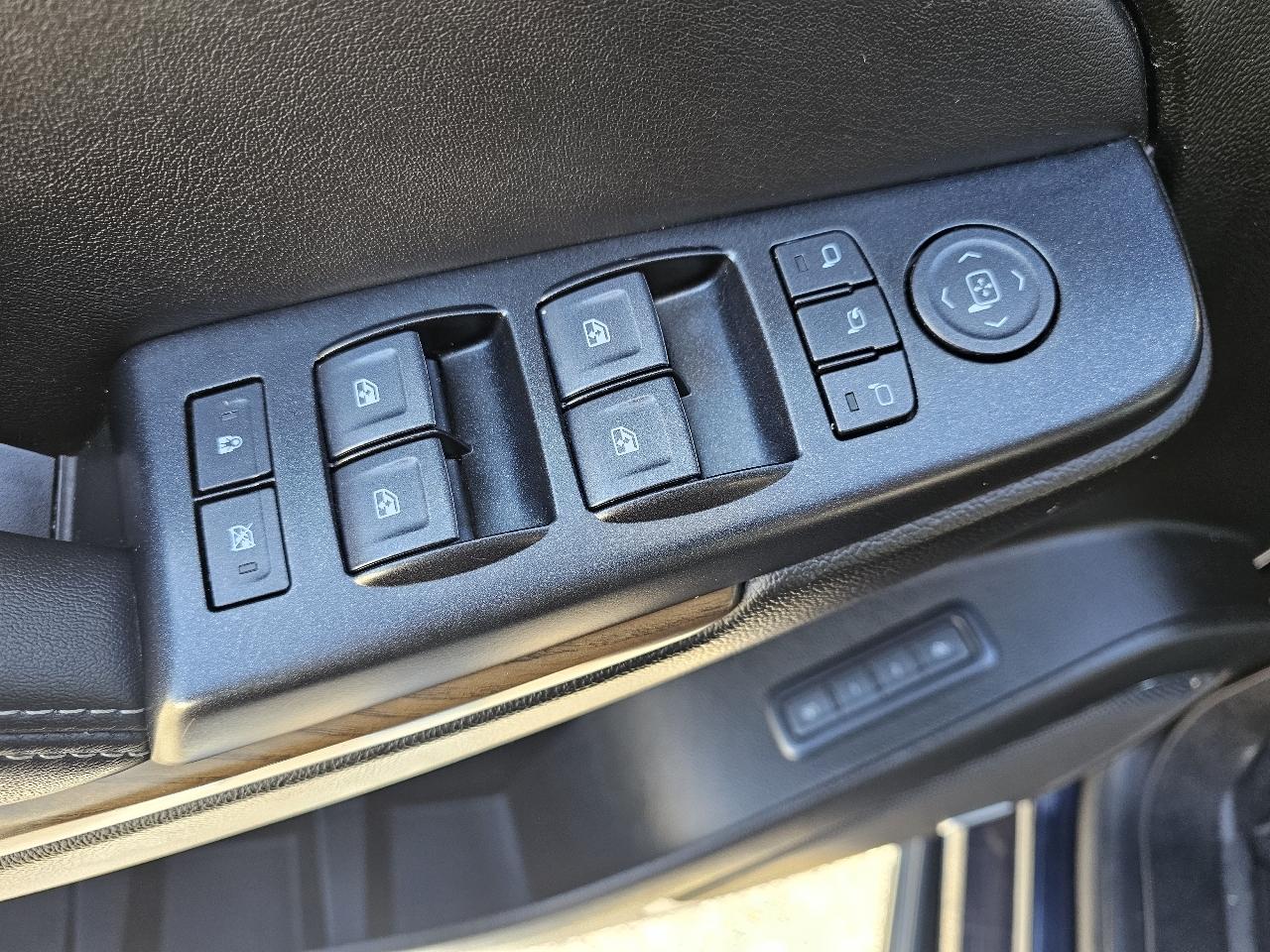 GMC Yukon 4WD 4dr Denali 2019