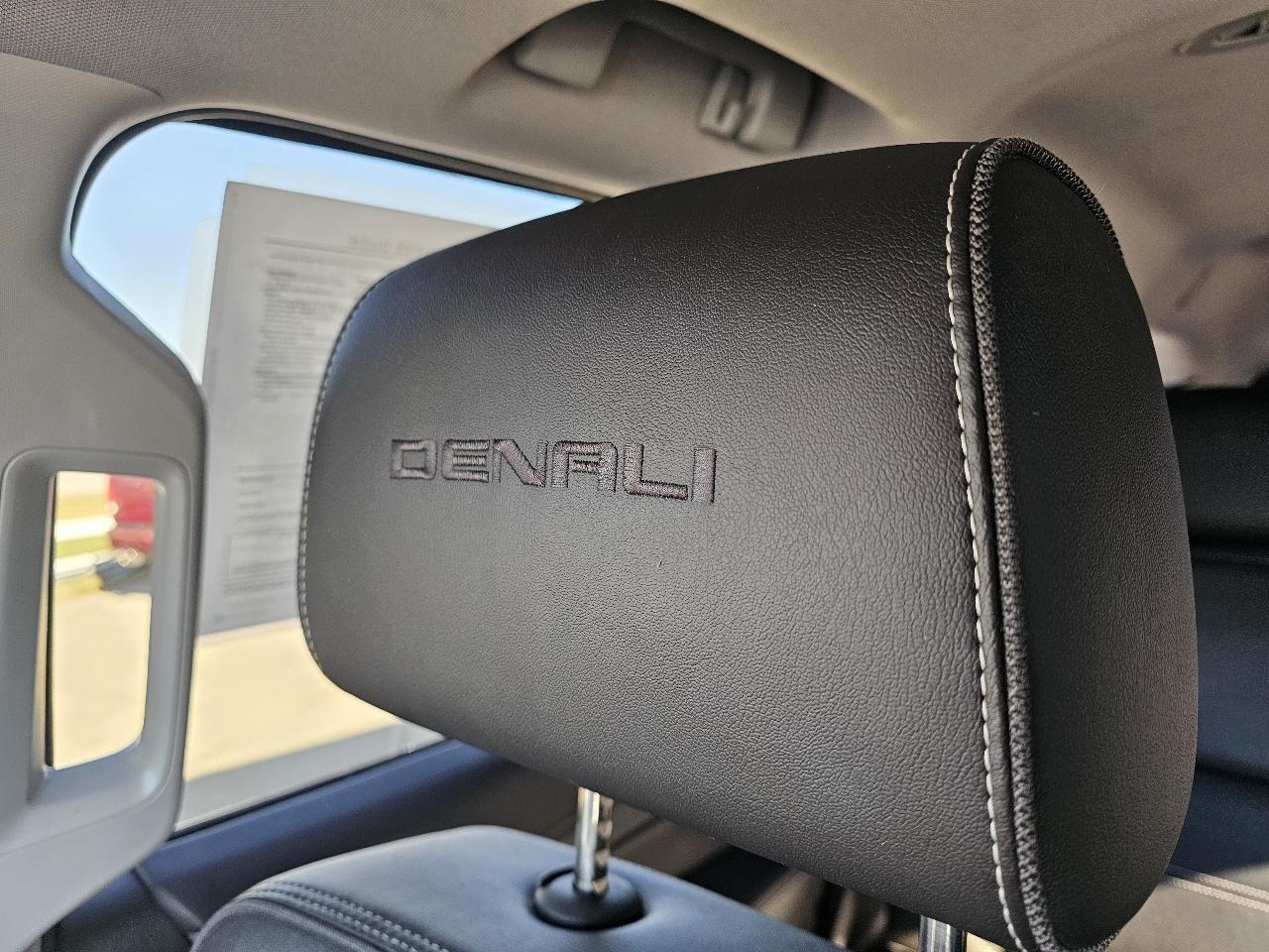 GMC Yukon 4WD 4dr Denali 2019