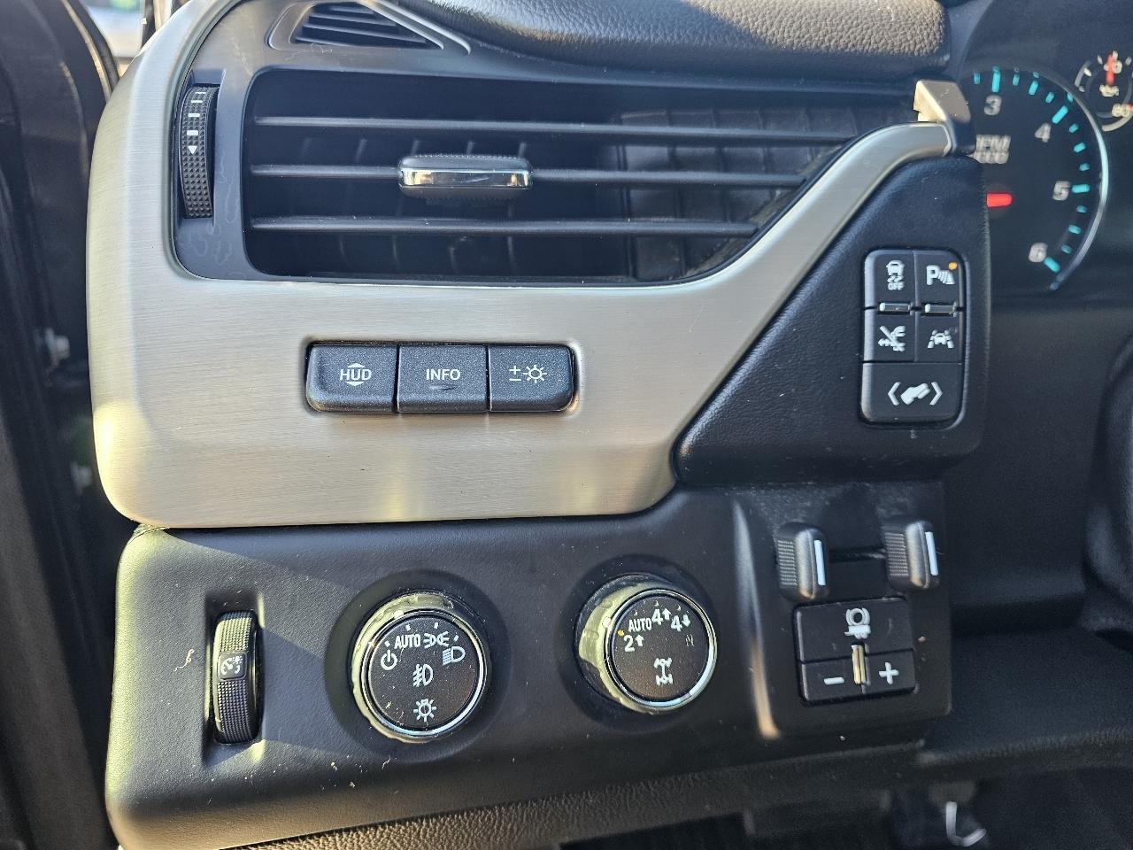 GMC Yukon 4WD 4dr Denali 2019