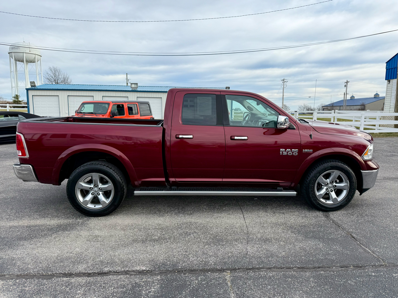 RAM 1500 Laramie 4x4 Quad Cab 6'4" Box 2017