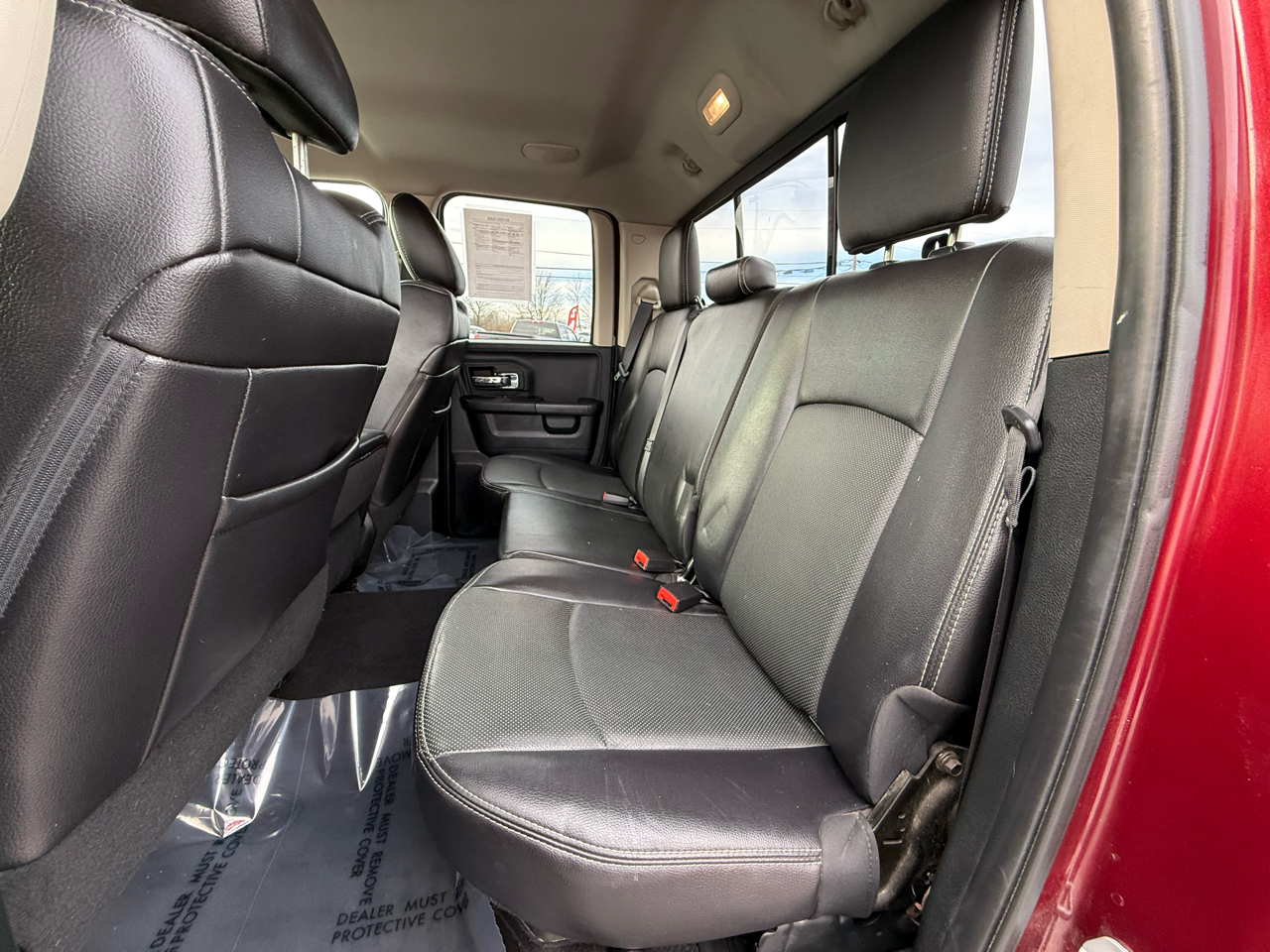 RAM 1500 Laramie 4x4 Quad Cab 6'4" Box 2017