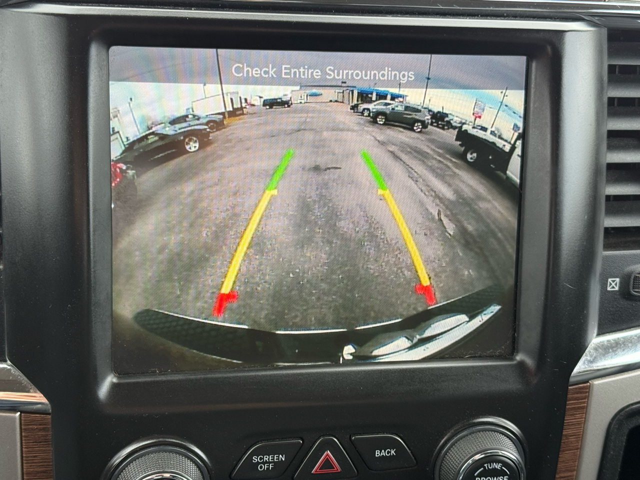 RAM 1500 Laramie 4x4 Quad Cab 6'4" Box 2017