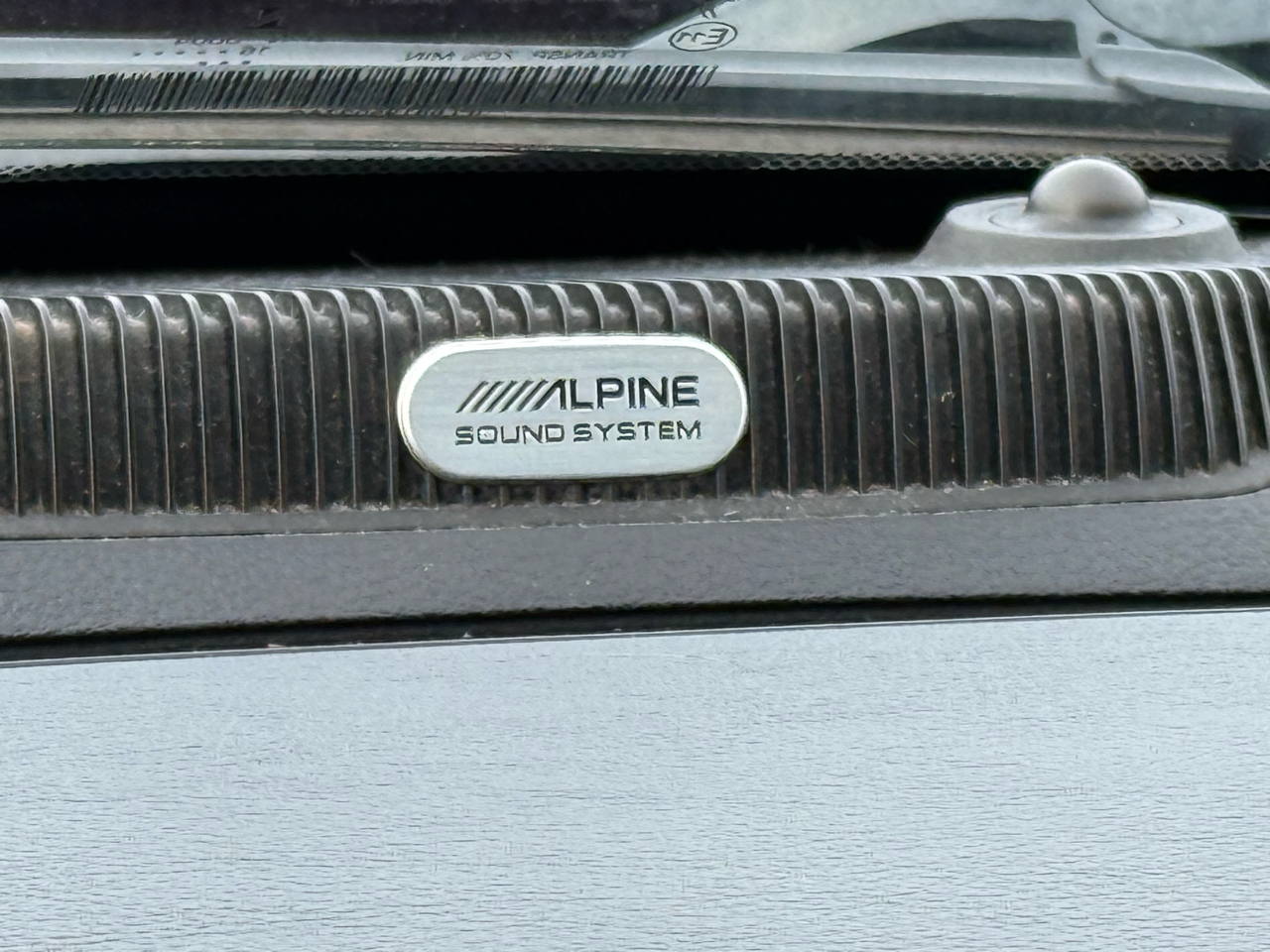 RAM 1500 Laramie 4x4 Quad Cab 6'4" Box 2017