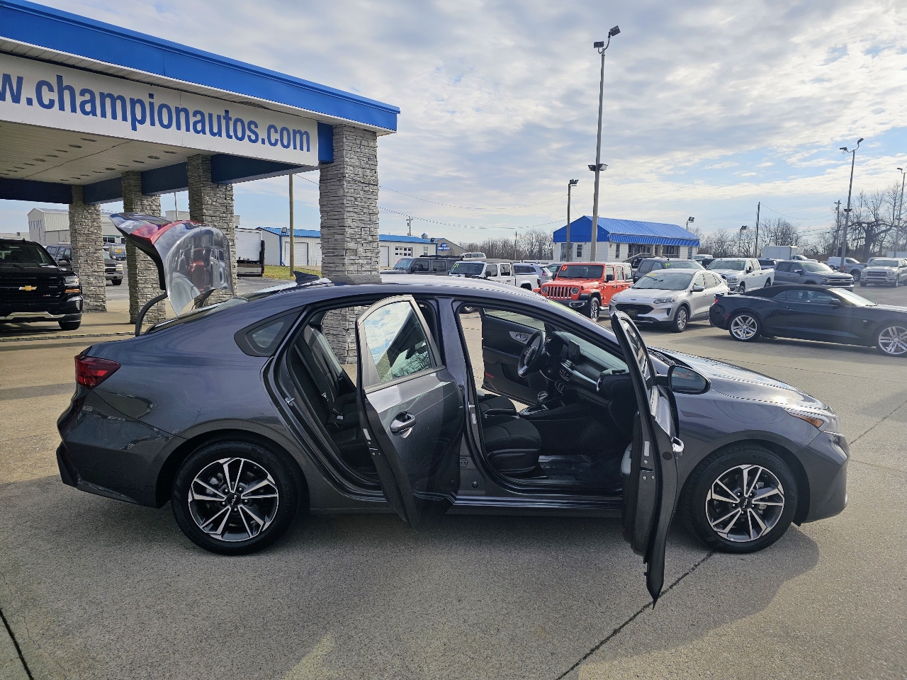 Kia Forte LXS IVT 2023