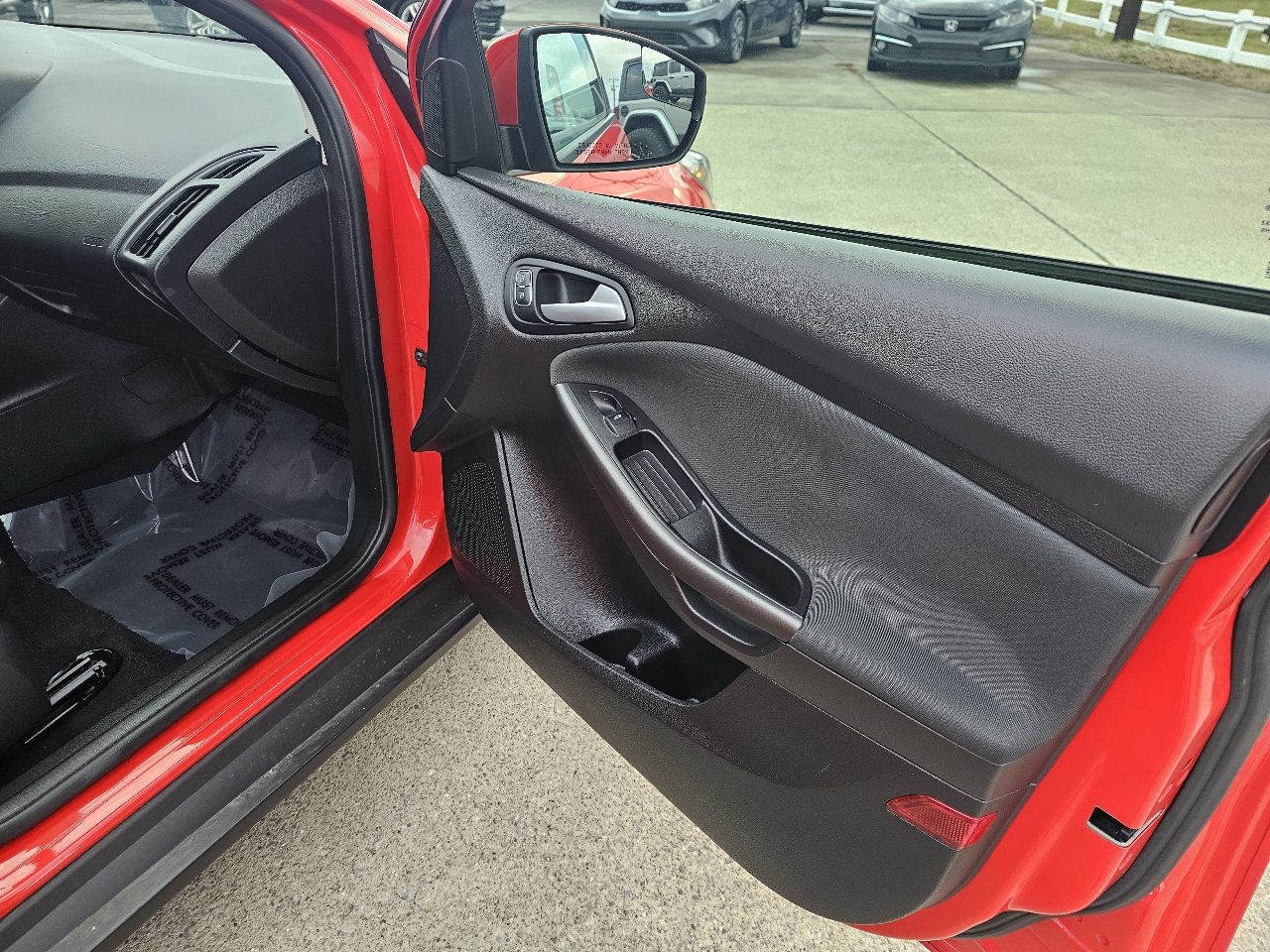 Ford Focus 5dr HB SE 2015