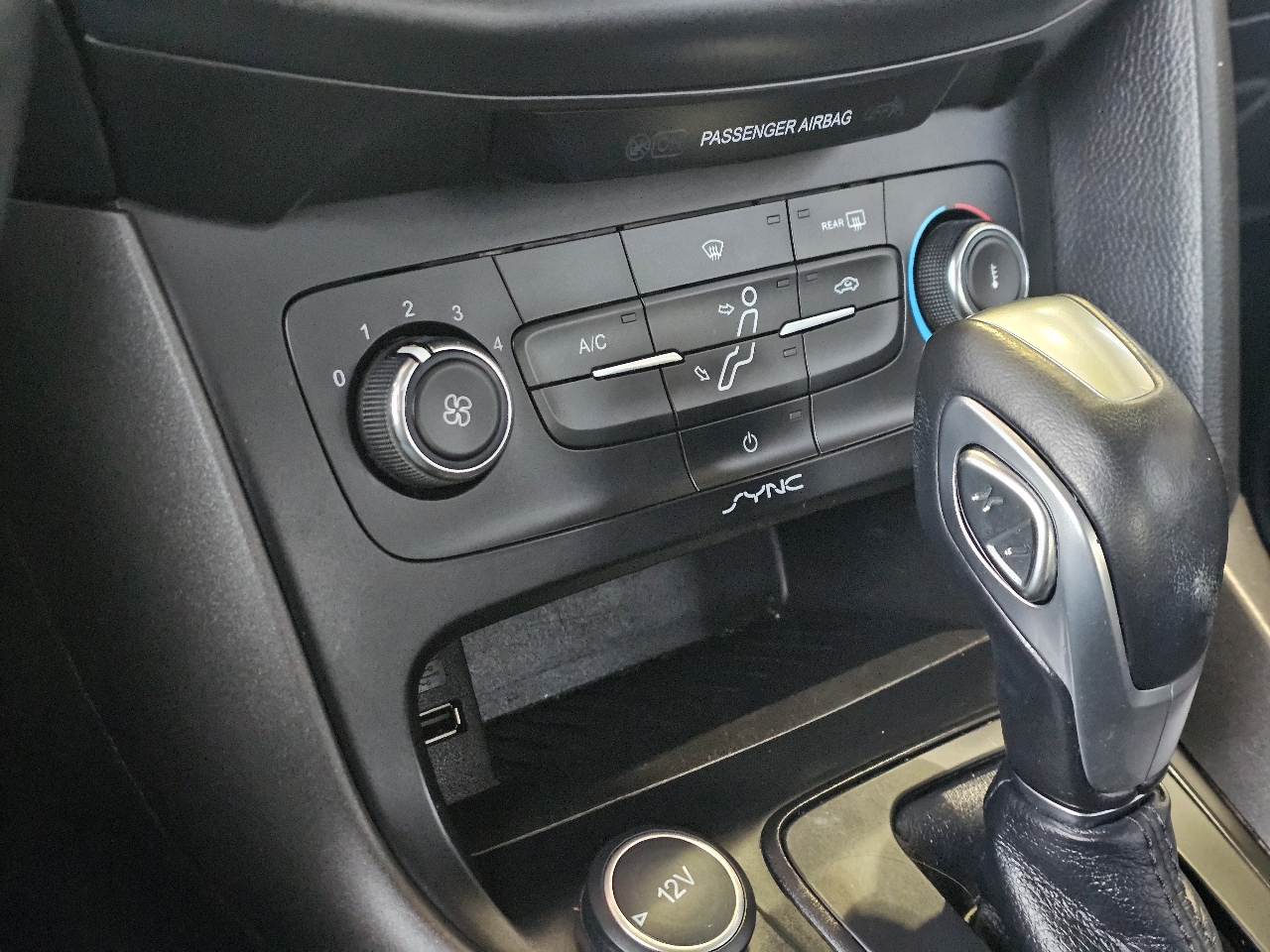 Ford Focus 5dr HB SE 2015