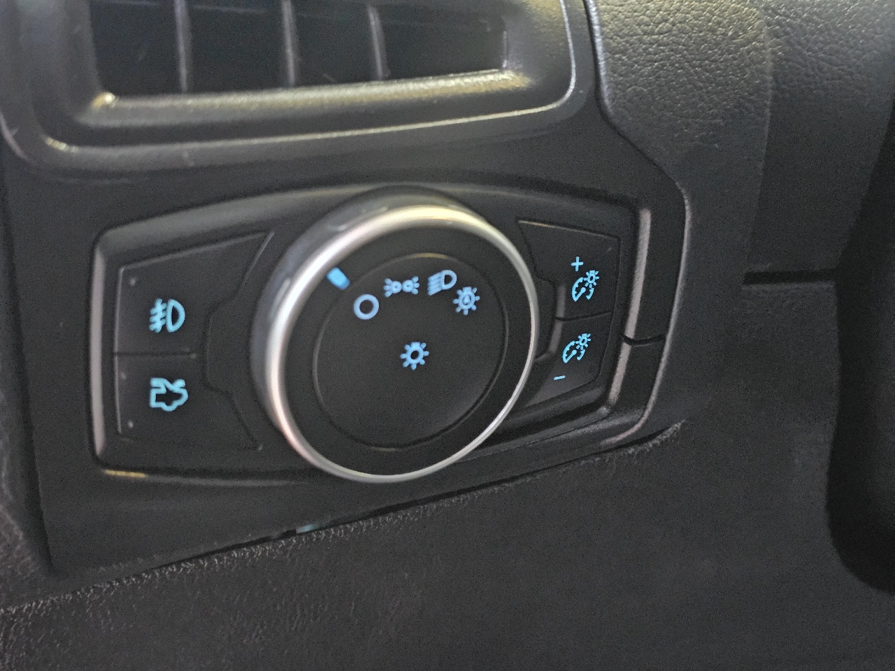 Ford Focus 5dr HB SE 2015