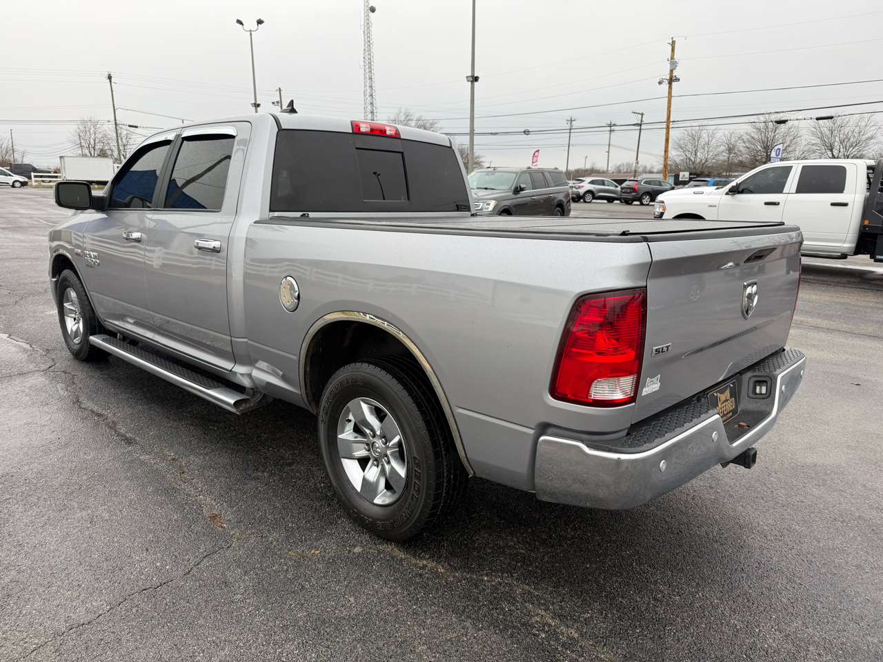 RAM 1500 Classic SLT 4x2 Crew Cab 6'4" Box 2020