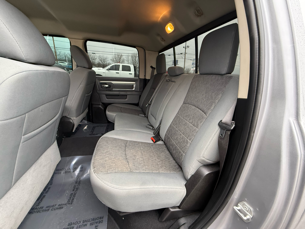 RAM 1500 Classic SLT 4x2 Crew Cab 6'4" Box 2020