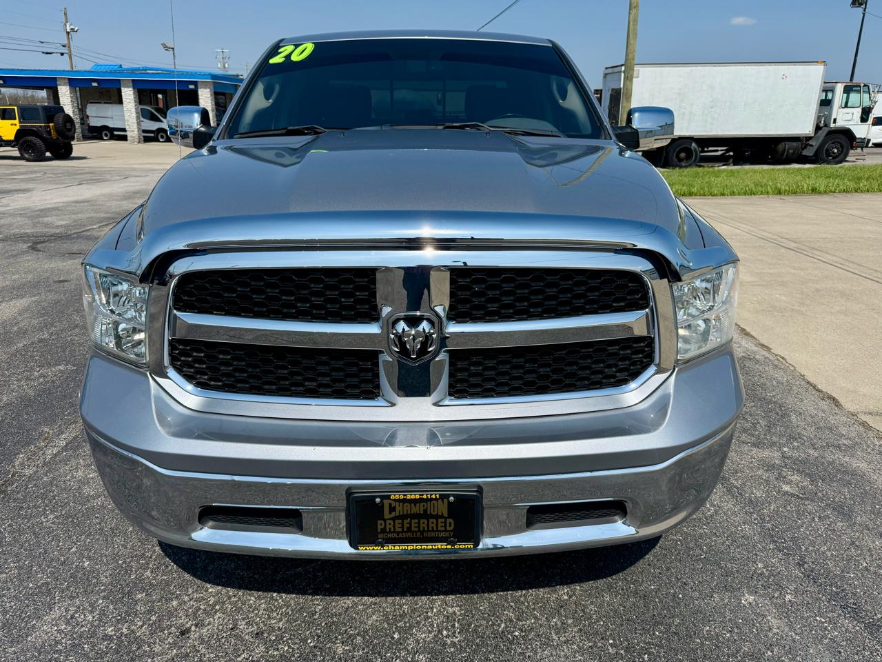 RAM 1500 Classic SLT 4x2 Crew Cab 6'4" Box 2020