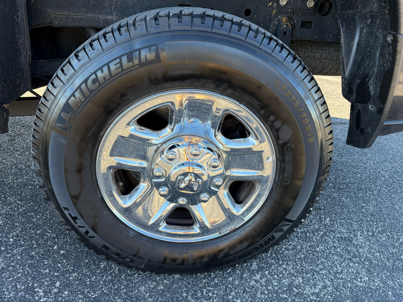 RAM 2500 Tradesman 4x4 Crew Cab 6'4" Box 2022