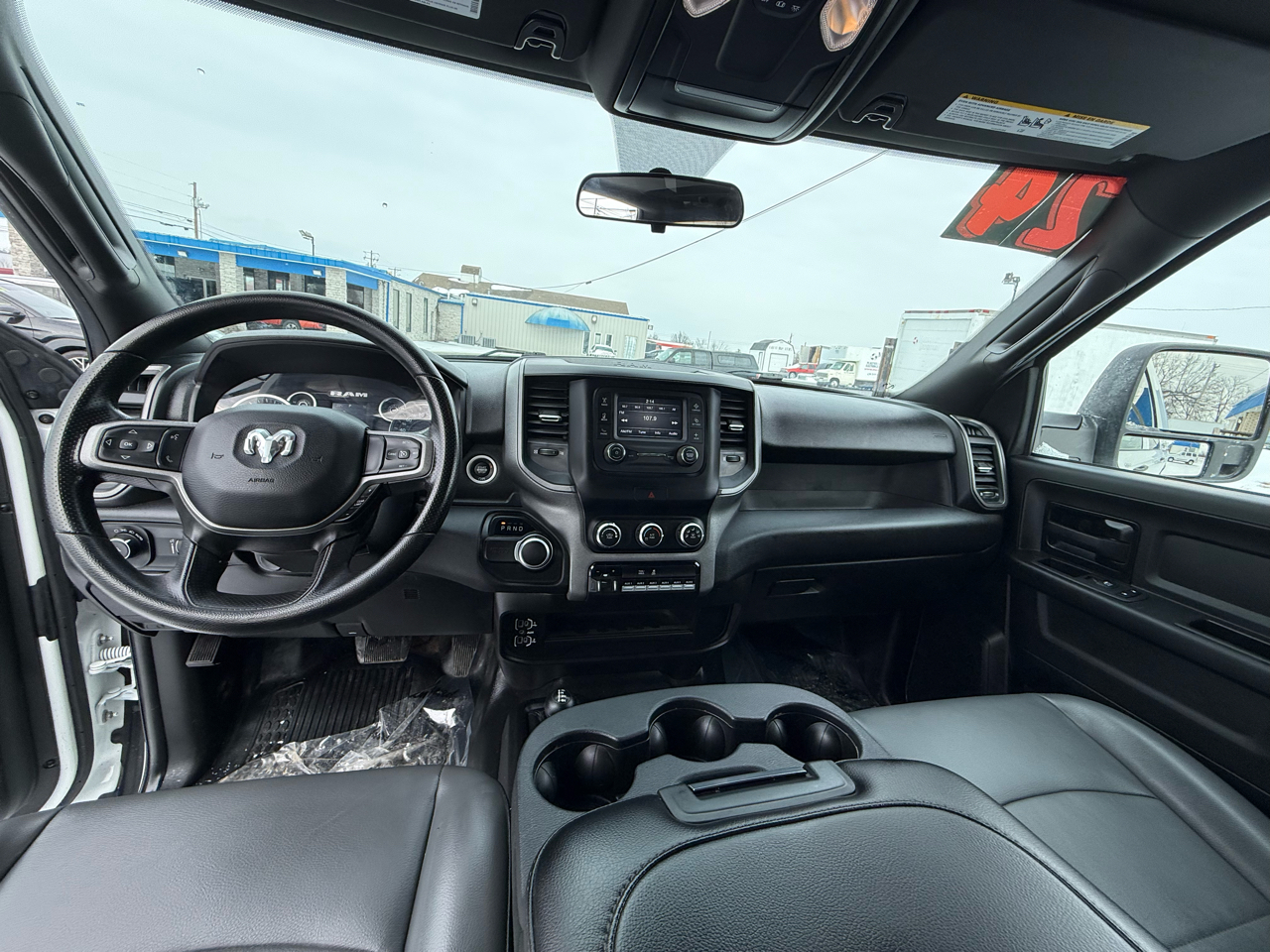 RAM 2500 Tradesman 4x4 Crew Cab 6'4" Box 2024