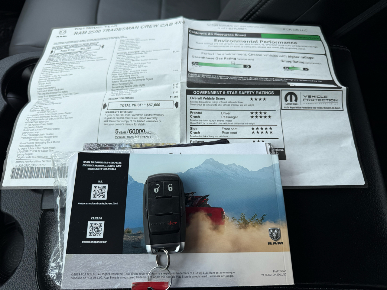 RAM 2500 Tradesman 4x4 Crew Cab 6'4" Box 2024