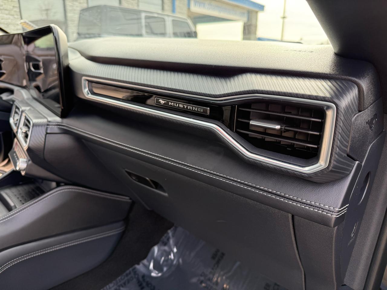 Ford Mustang EcoBoost Premium Fastback 2024