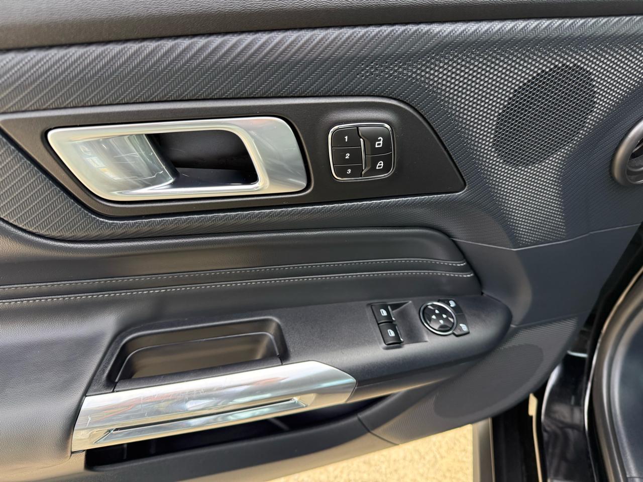 Ford Mustang EcoBoost Premium Fastback 2024