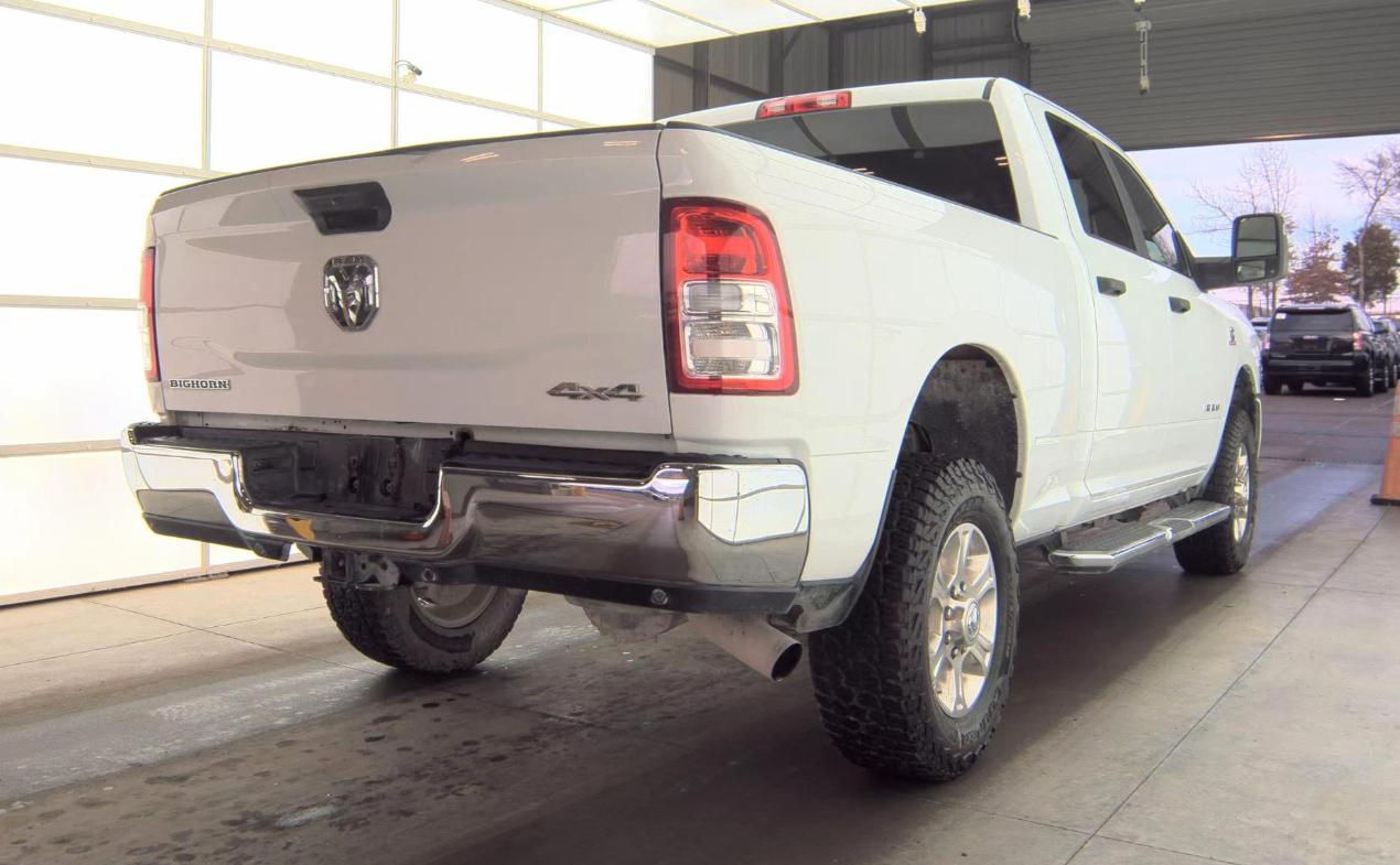 RAM 2500 Big Horn 4x4 Crew Cab 6'4" Box 2024
