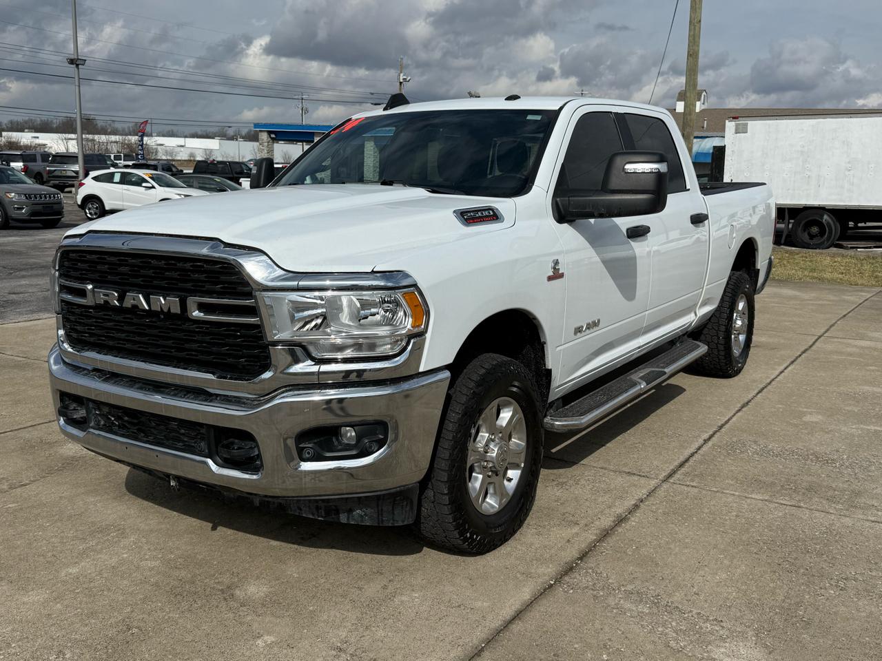 RAM 2500 Big Horn 4x4 Crew Cab 6'4" Box 2024