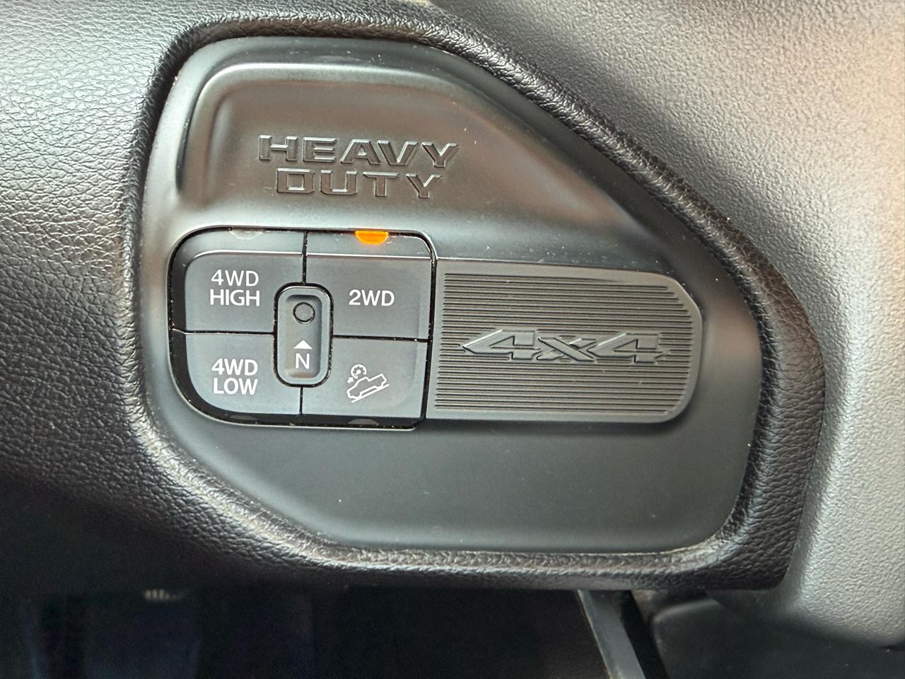 RAM 2500 Big Horn 4x4 Crew Cab 6'4" Box 2024