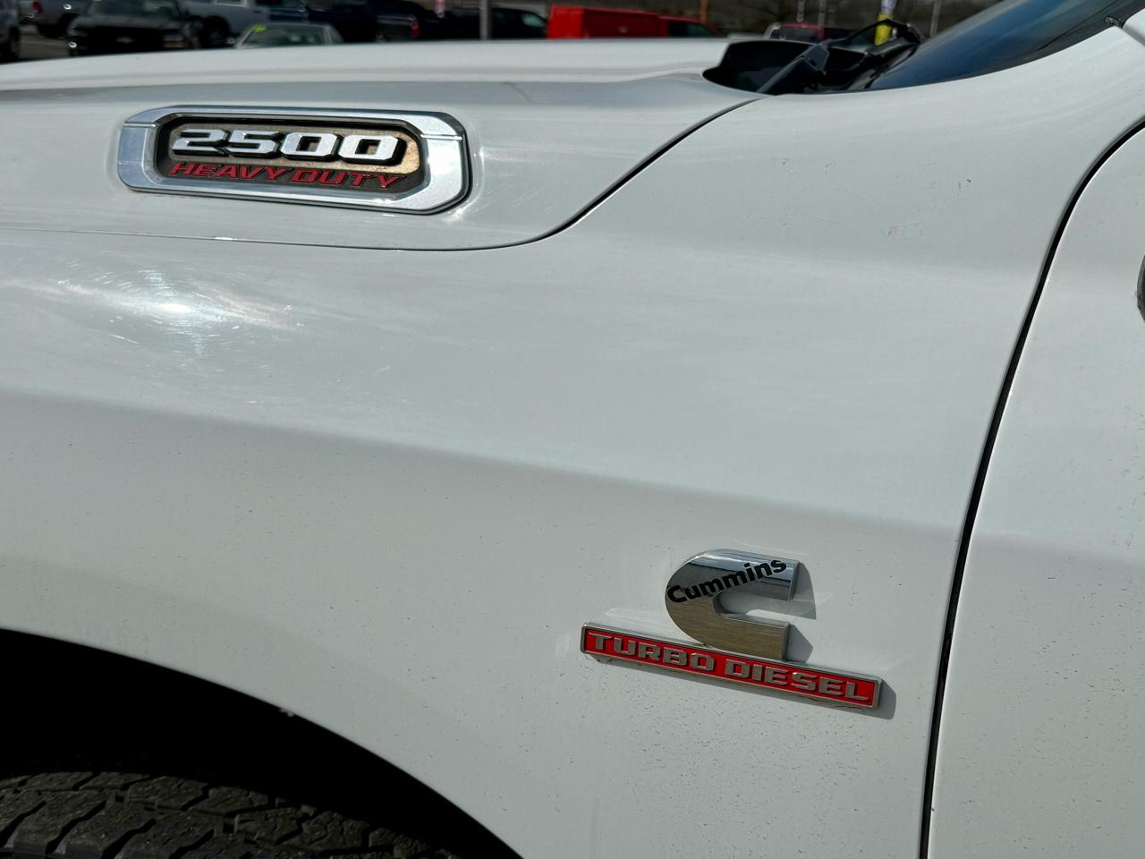 RAM 2500 Big Horn 4x4 Crew Cab 6'4" Box 2024