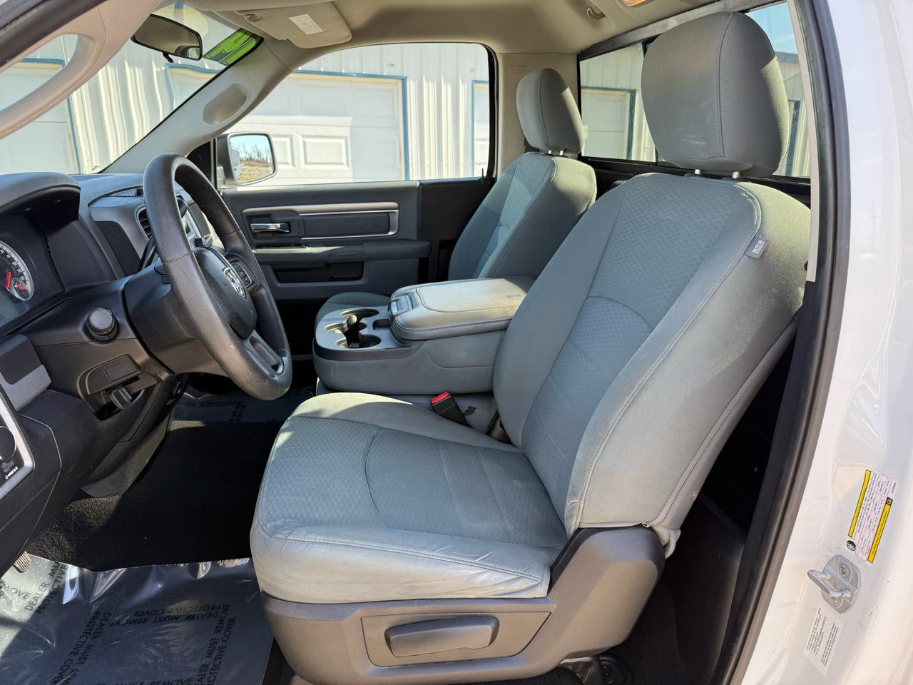 RAM 1500 2WD Reg Cab 140.5" Tradesman 2014