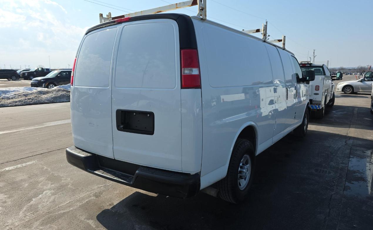 Chevrolet Express Cargo Van RWD 2500 155" 2017