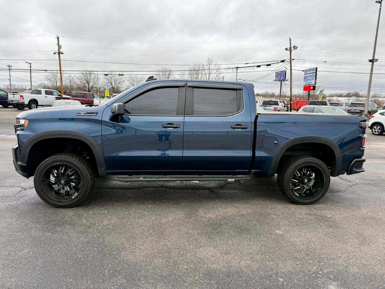 Chevrolet Silverado 1500 4WD Crew Cab 147" LT Trail Boss 2021