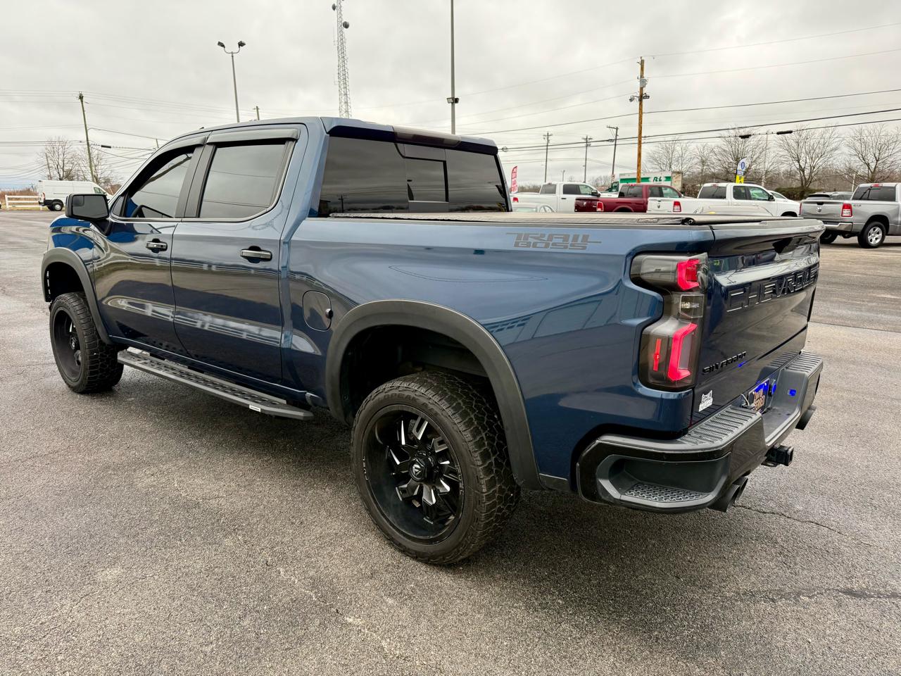 Chevrolet Silverado 1500 4WD Crew Cab 147" LT Trail Boss 2021
