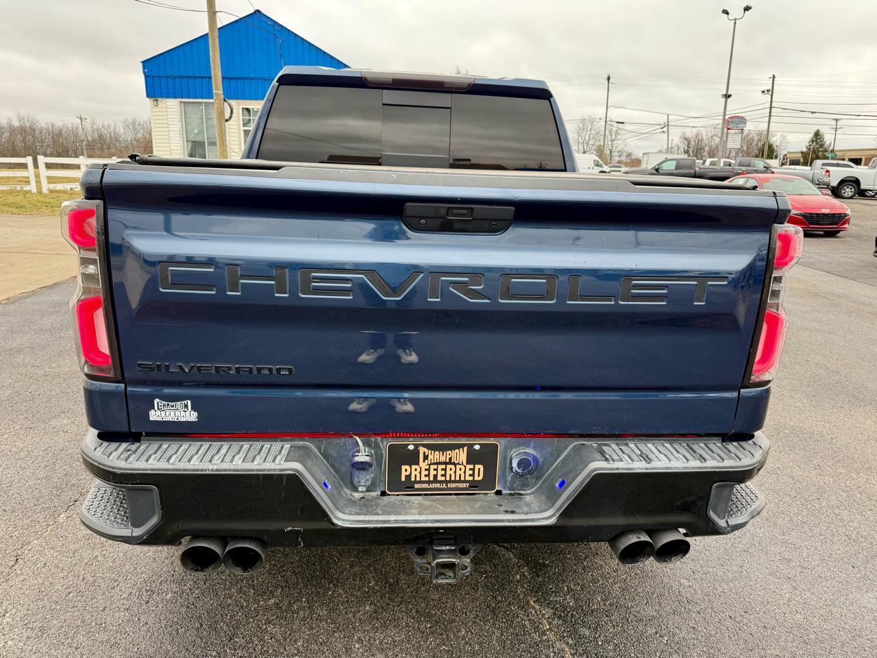 Chevrolet Silverado 1500 4WD Crew Cab 147" LT Trail Boss 2021