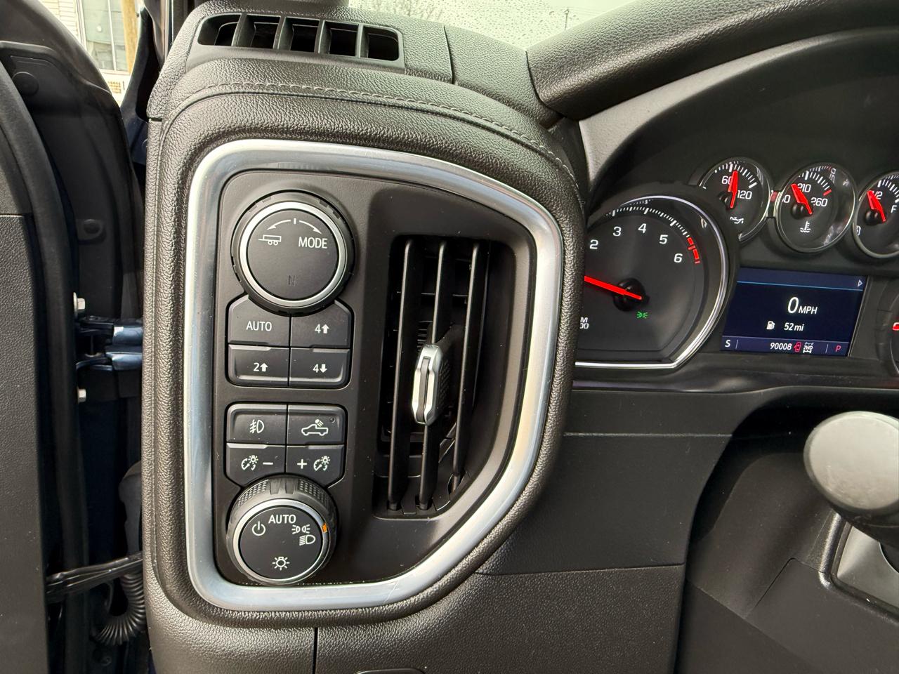 Chevrolet Silverado 1500 4WD Crew Cab 147" LT Trail Boss 2021