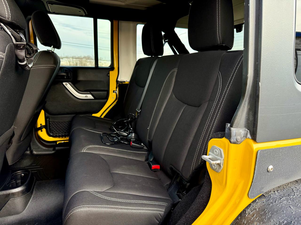 Jeep Wrangler Unlimited 4WD 4dr Rubicon 2015