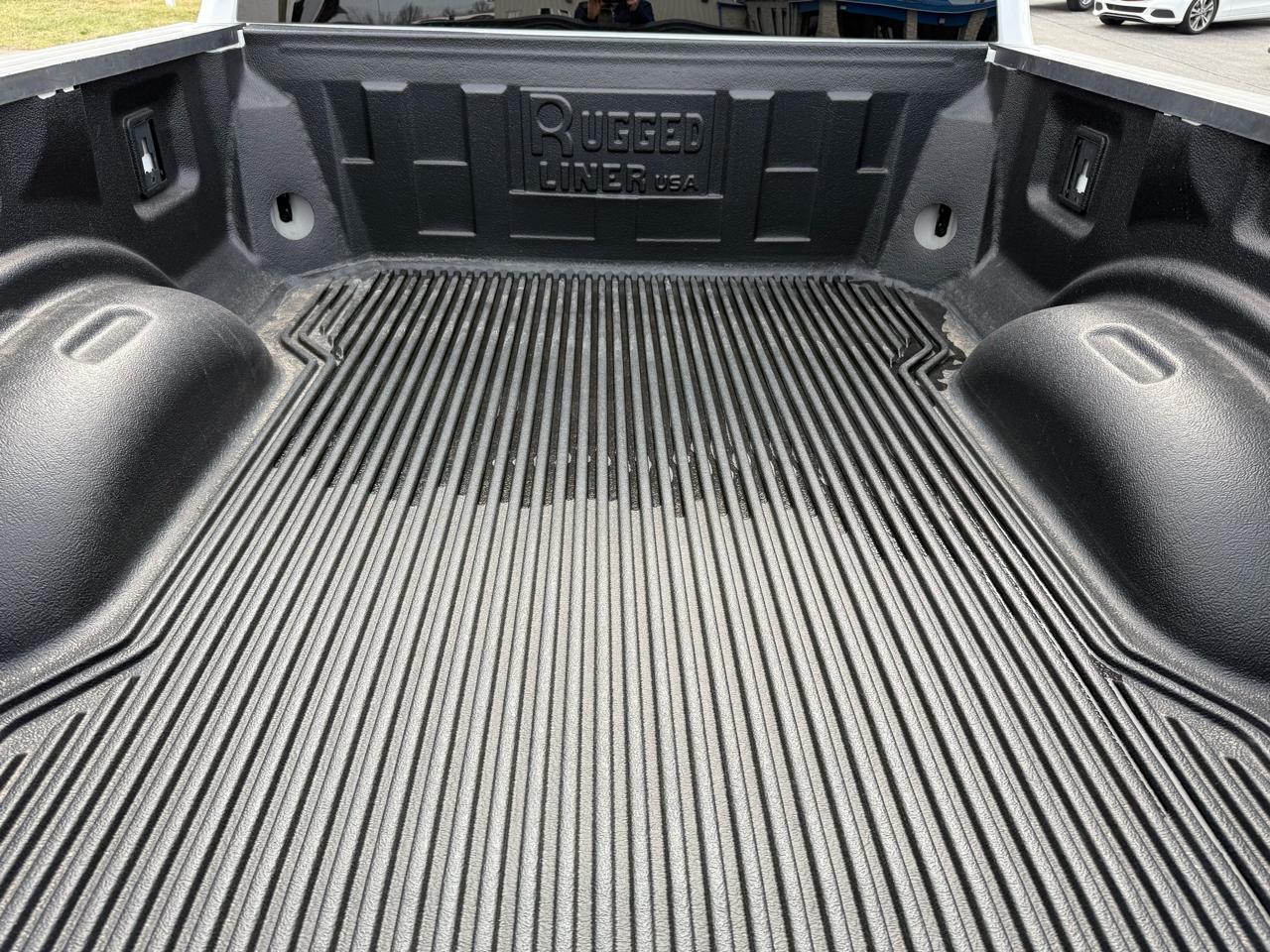 Ford Super Duty F-250 SRW XLT 2WD Crew Cab 8' Box 2018