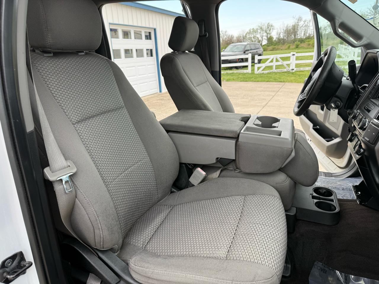 Ford Super Duty F-250 SRW XLT 2WD Crew Cab 8' Box 2018